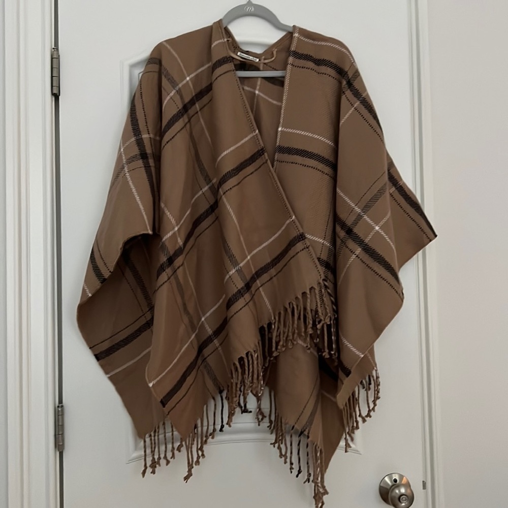 Abercrombie poncho